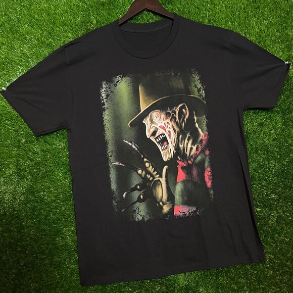 Freddy Krueger Horror Movie T-shirt size Large - Picture 3 of 4